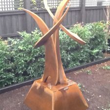 Abstract-Metal-Art-Sculptures-Tullamarine-and-Broadmeadows-VICIMG_0864