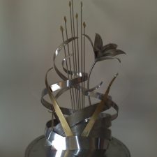 Abstract-Metal-Art-Sculptures-Tullamarine-and-Broadmeadows-VICstainlesssteelbrasshat
