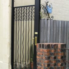 Steel-Gates-and-Fence-Creations-Tullamarine-Attwood-Campbellfield-Broadmeadows-VICartdecosidegate